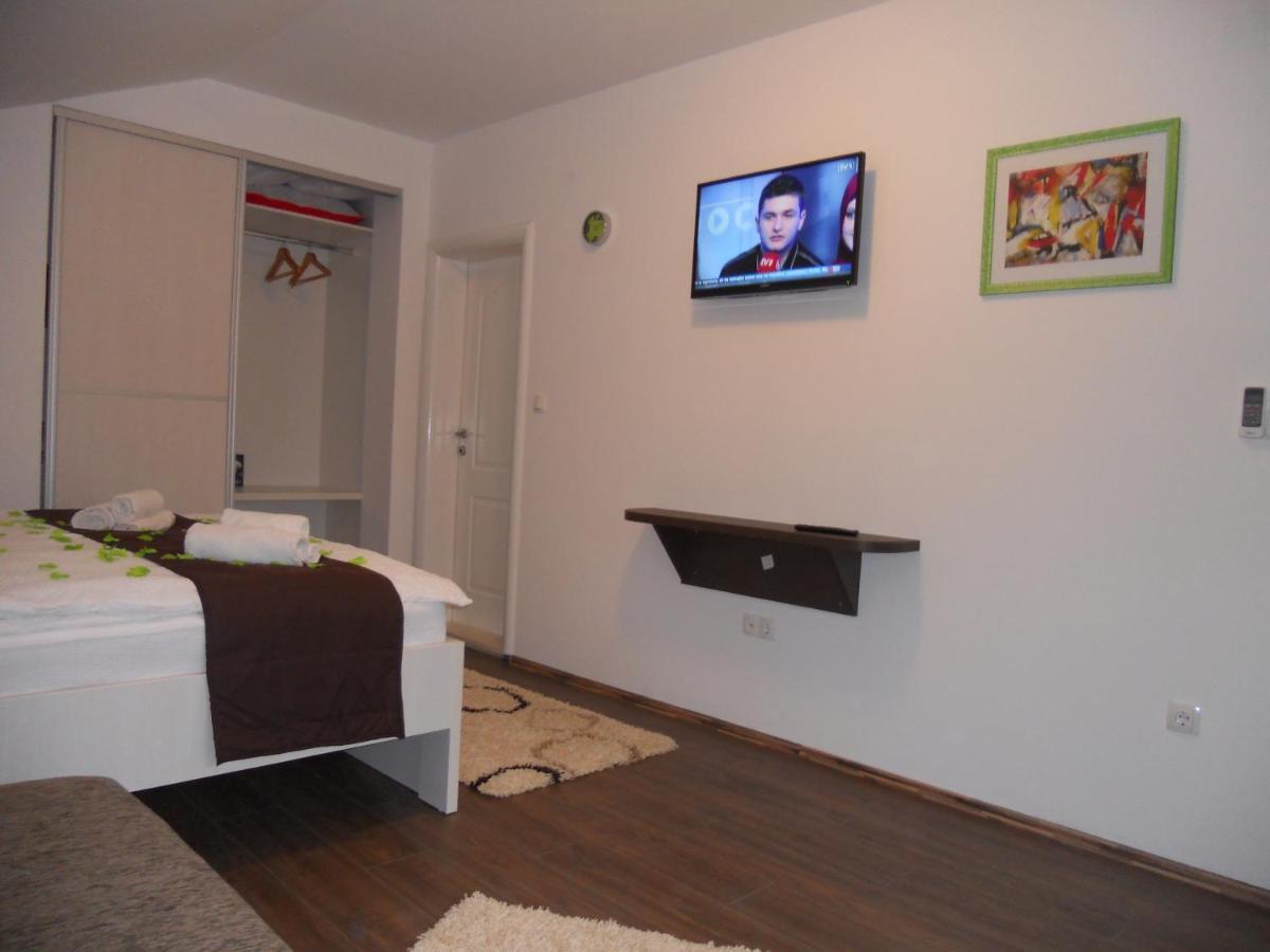 Apple Studios & Rooms Мостар Екстериор снимка