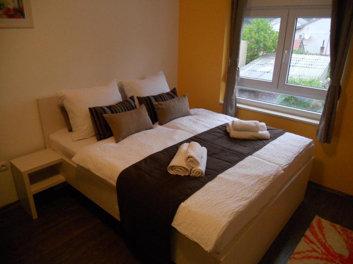 Apple Studios & Rooms Мостар Екстериор снимка