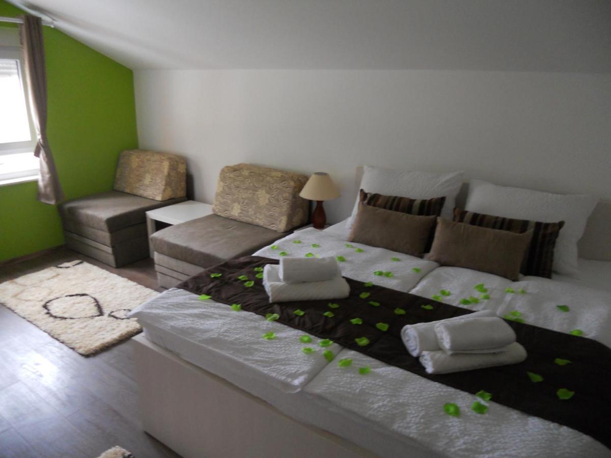 Apple Studios & Rooms Мостар Екстериор снимка